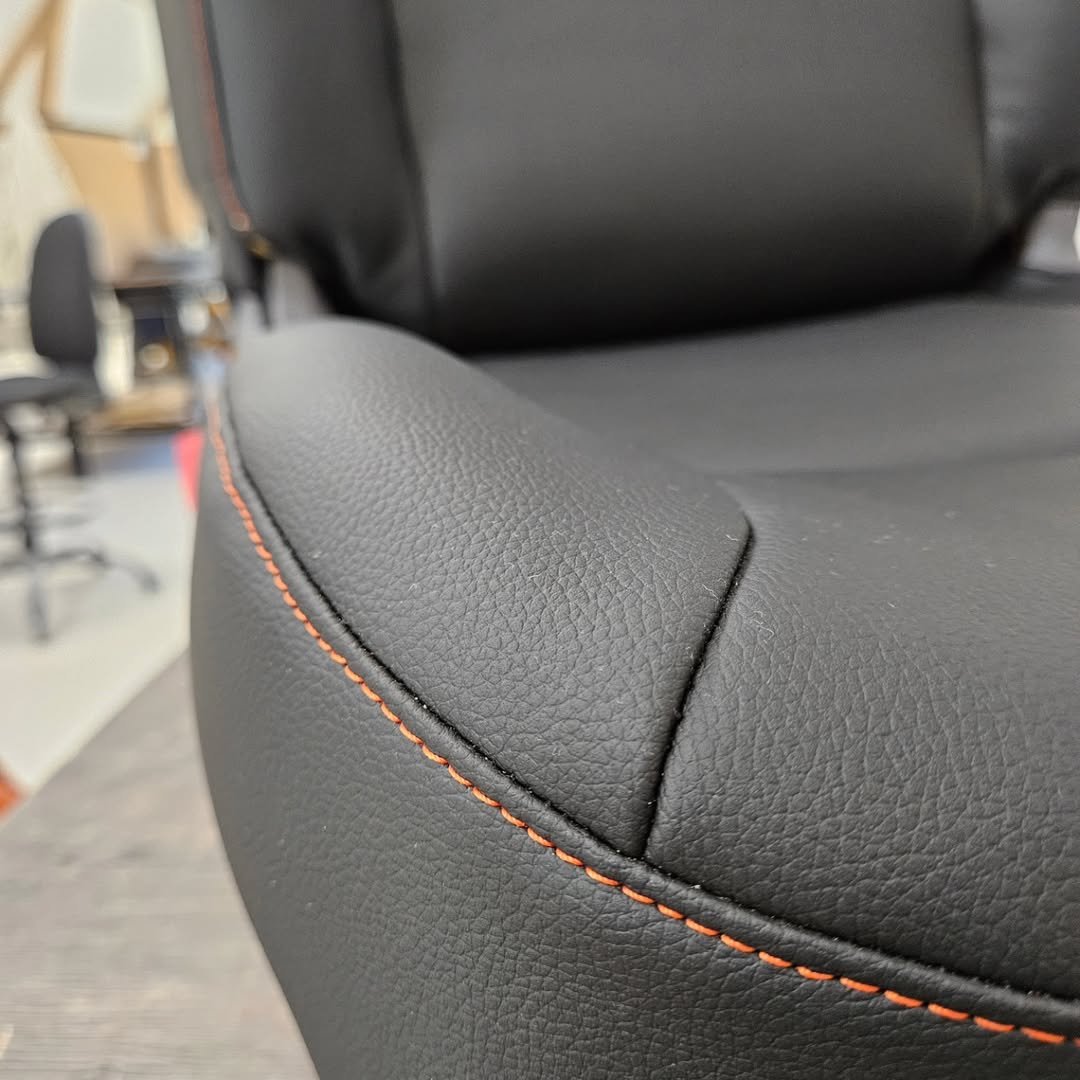 Siège en cuir après réfection